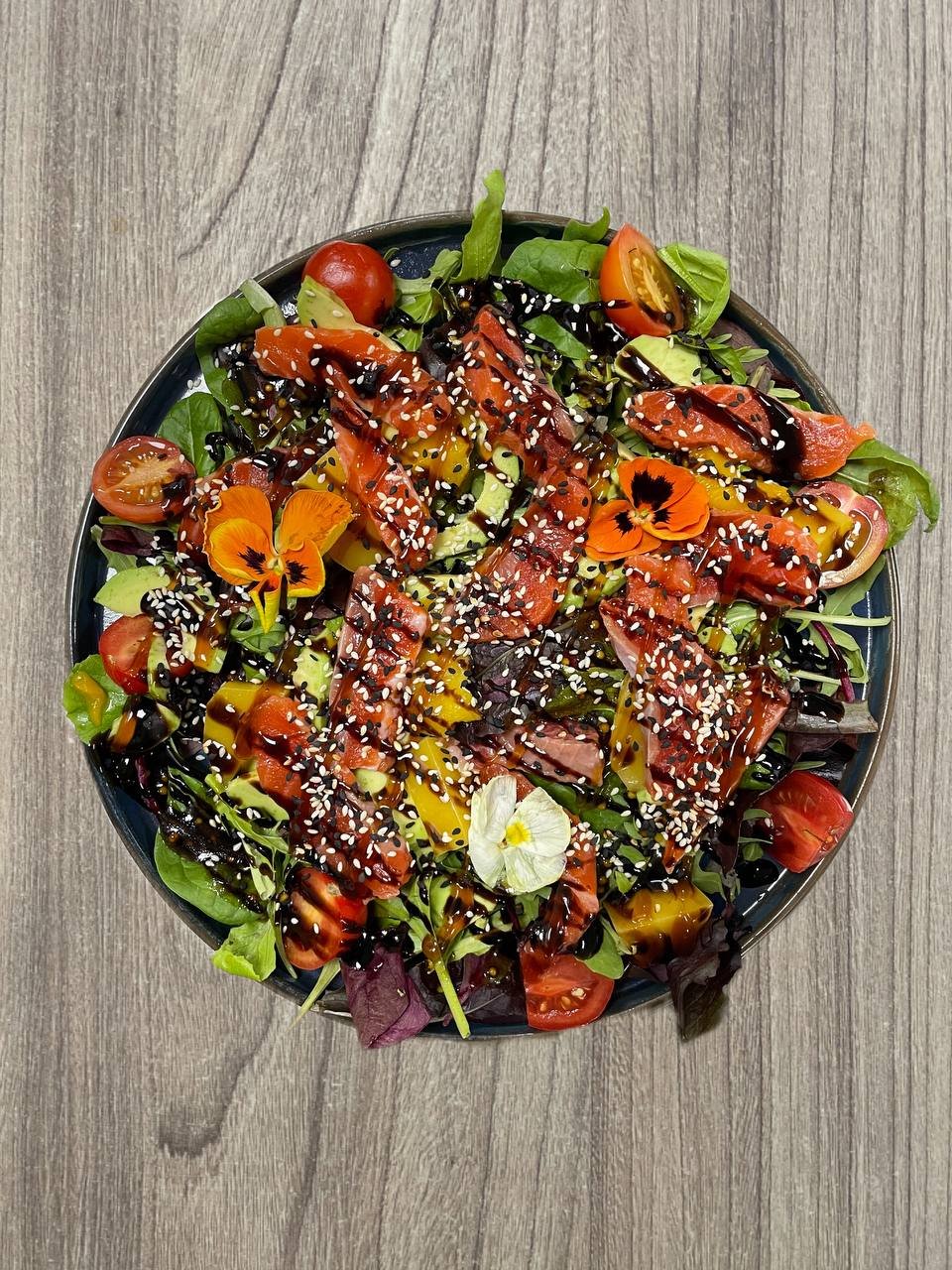 Салат з Лососем та Манго