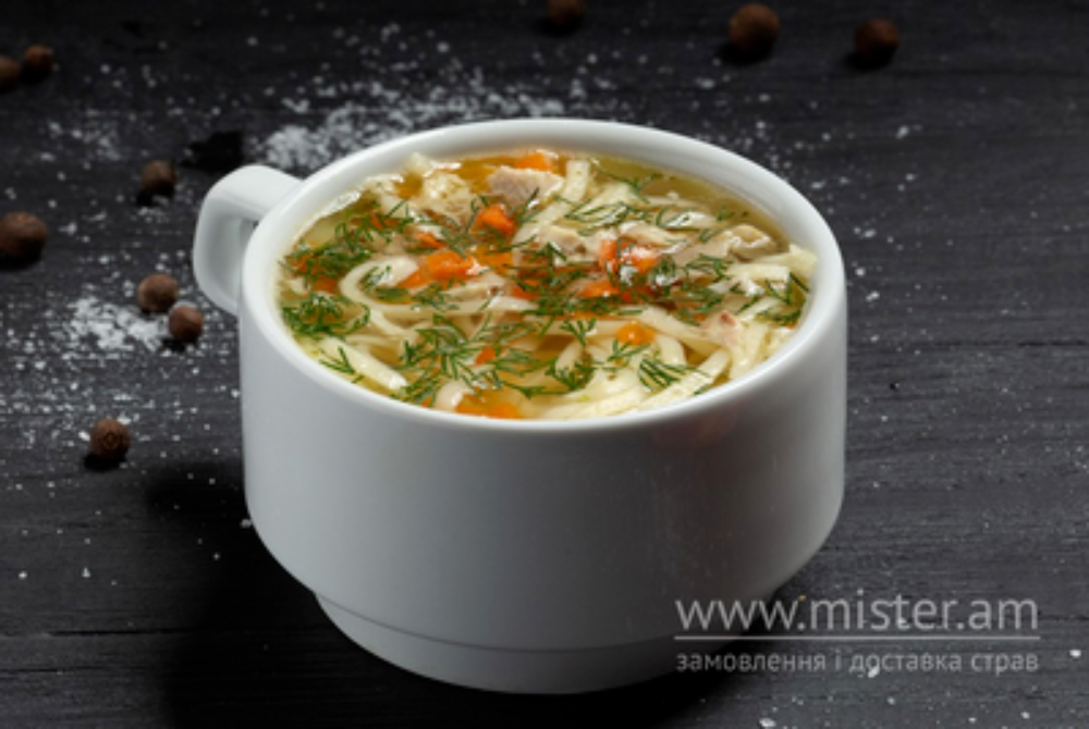 Курячий бульйон з локшиною