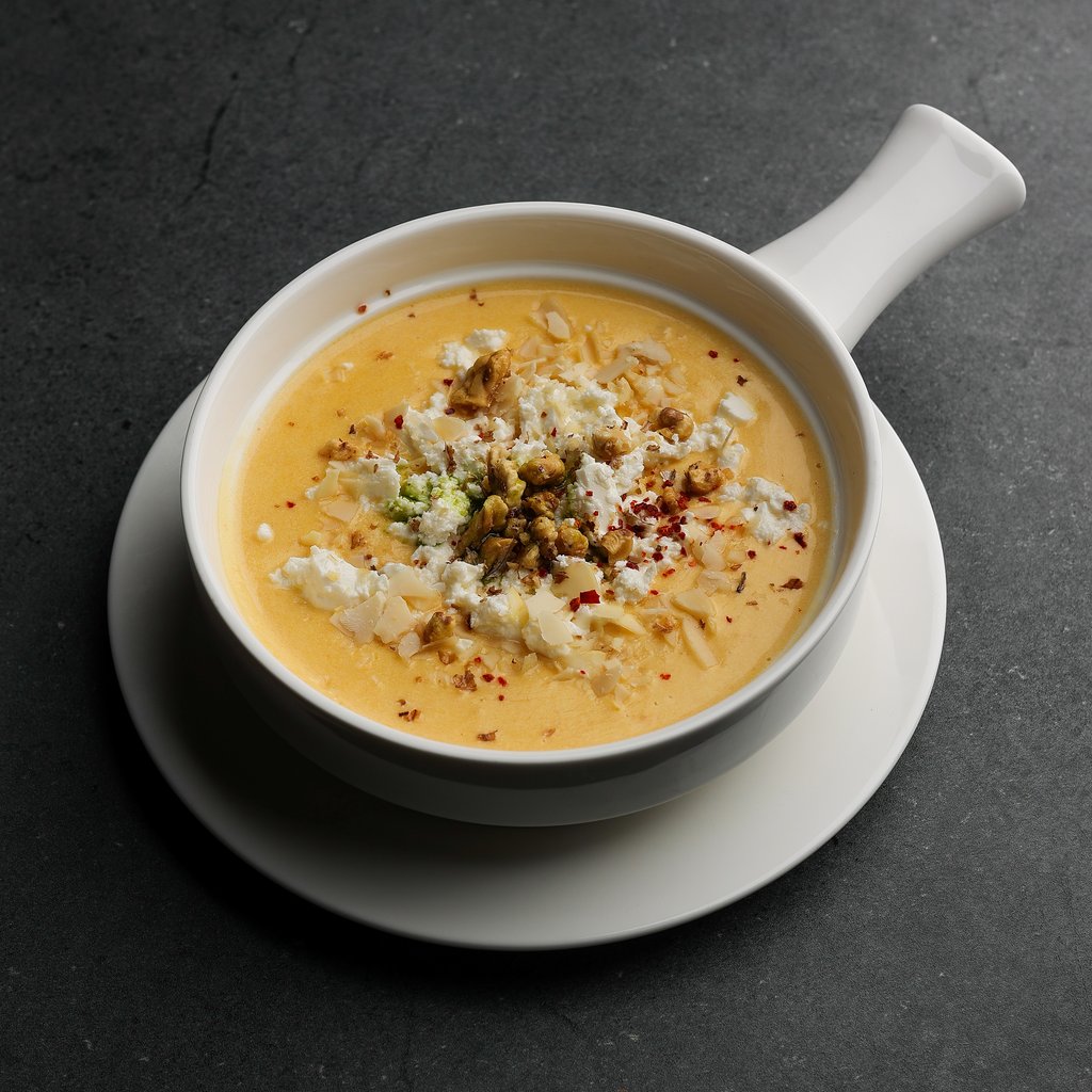 Гарбузовий крем-суп з сиром фета