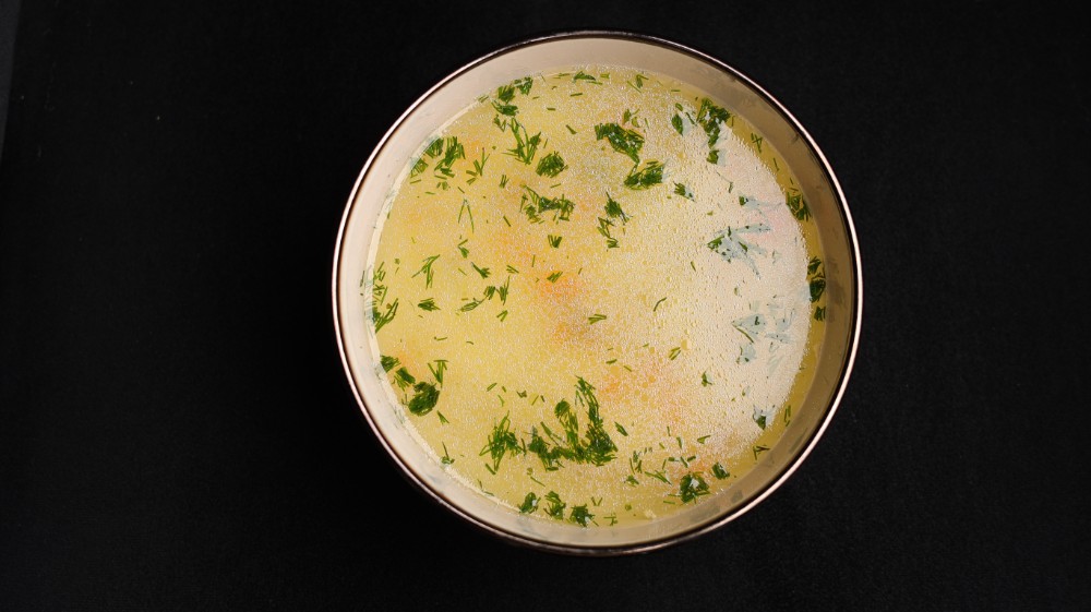 Курячий бульйон з локшиною