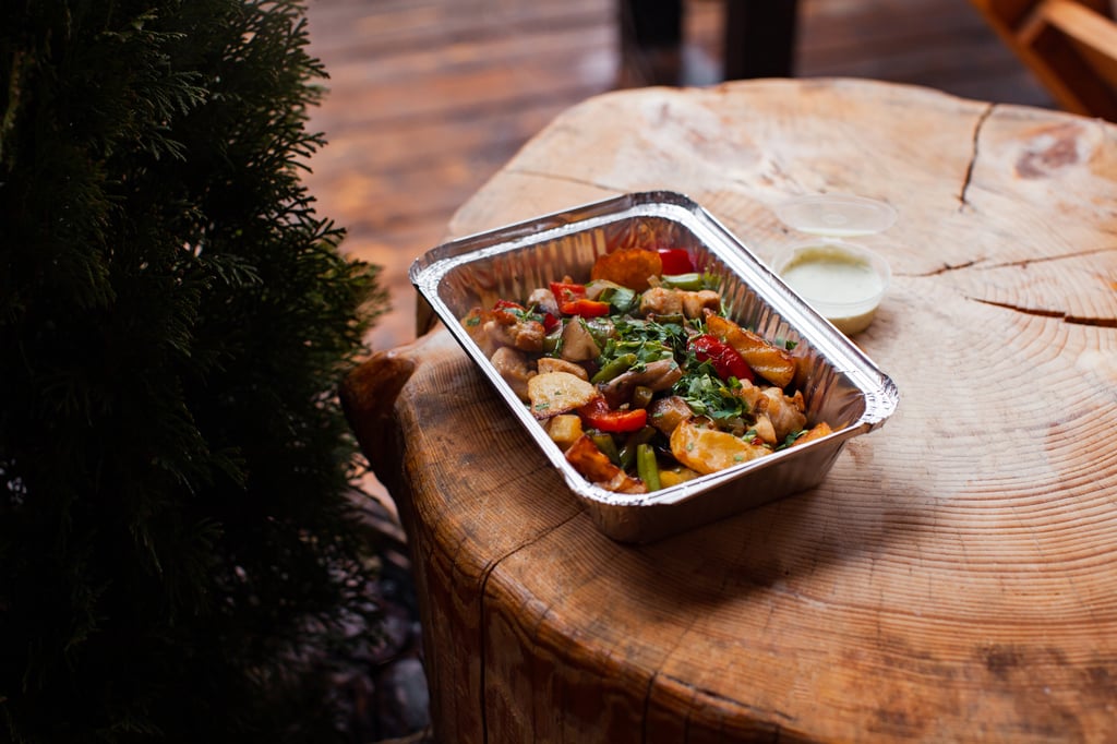 Гаряча пательня зі свининою