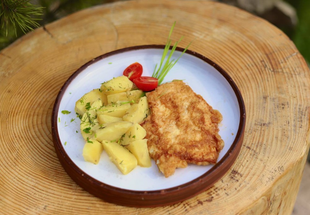 Котлетки з картопляним пюре