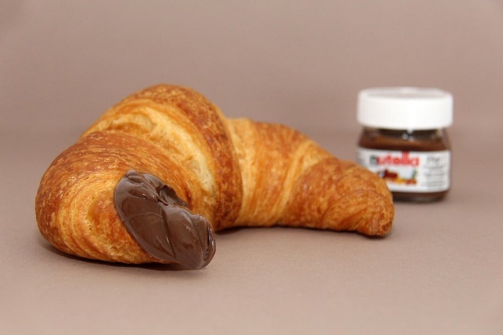 Croissant with Nutella -  კრუასანი ნუტელათი