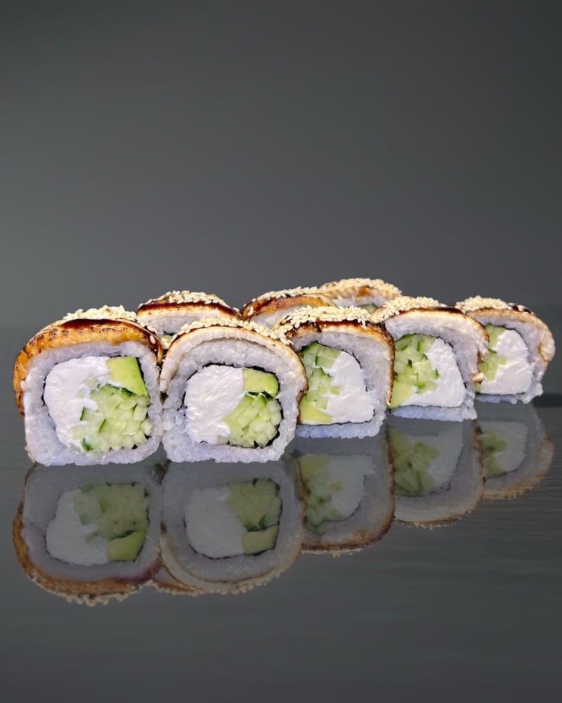 Філадельфія з вугрем (270г)