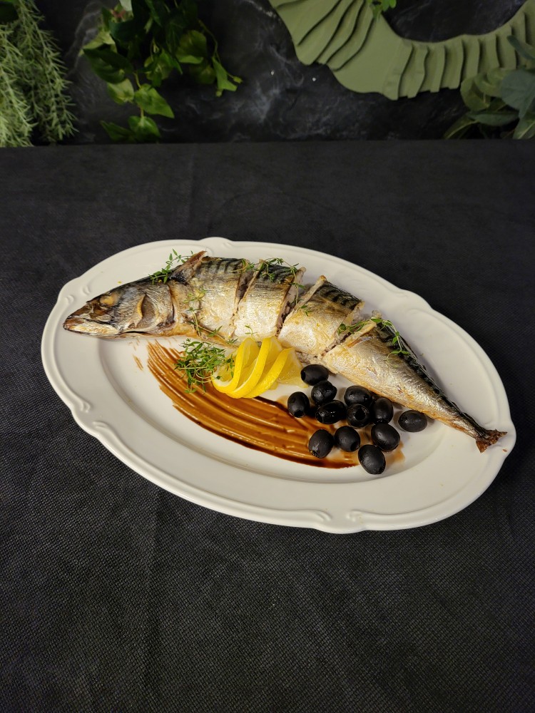 Скумбрія запечена