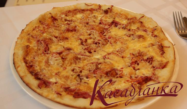 Піца Чотири м'яси (Курка, баварські ковбаски, балик, шинка) 30см