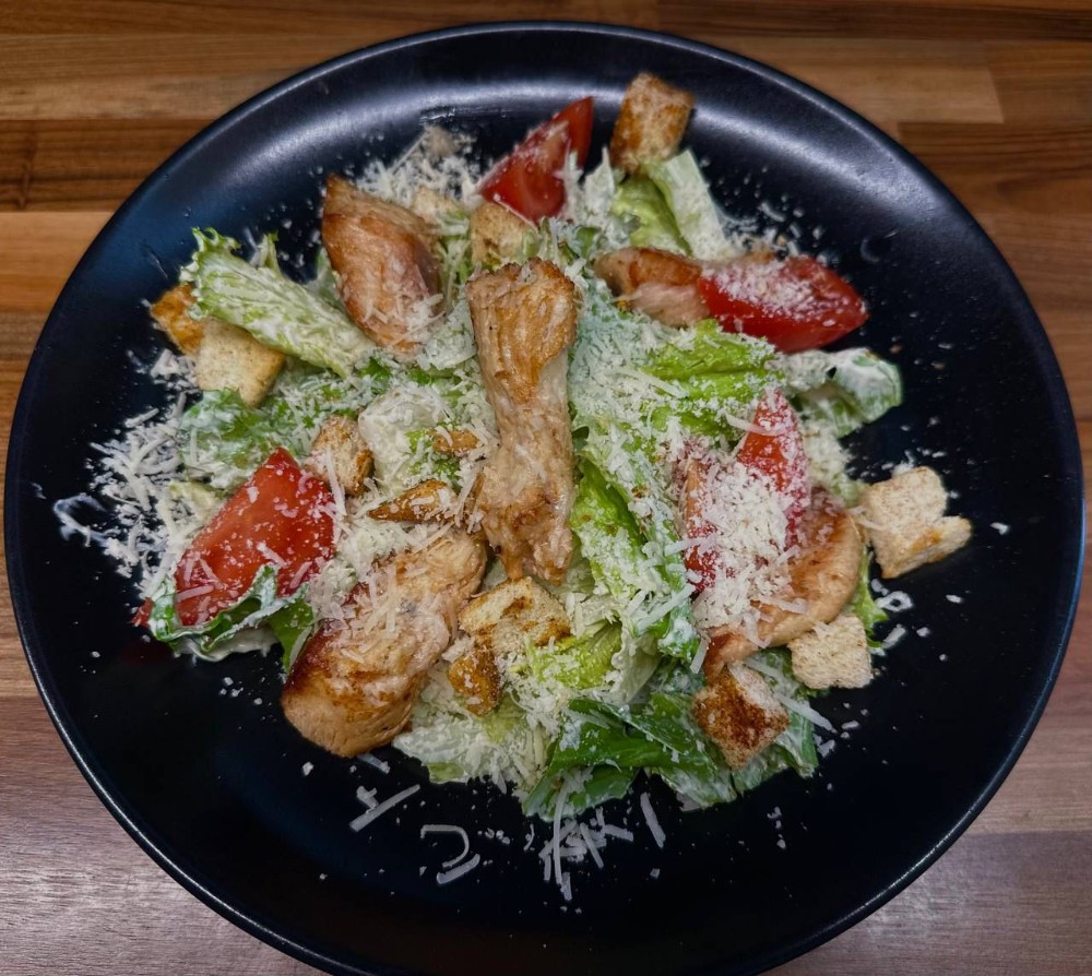 ცეზარი ქათმით/Caesar with chicken