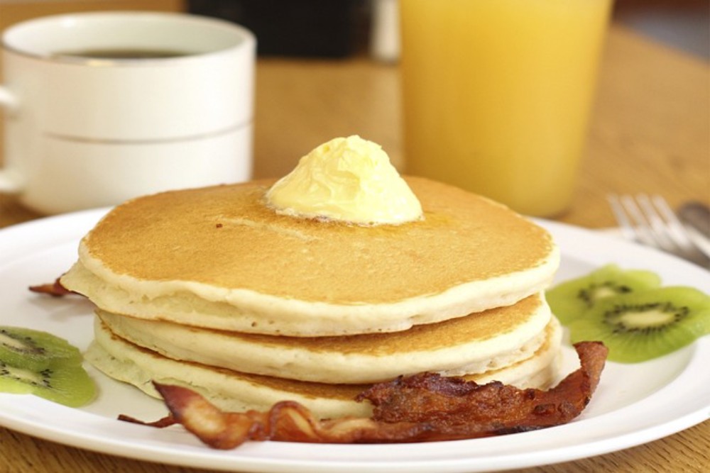 HOTCAKES MERMELADA DE FRESA