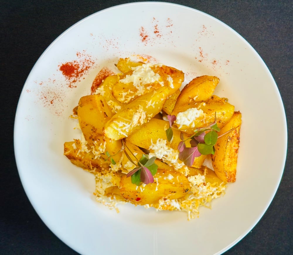 Картопля печена з бринзою 1кг