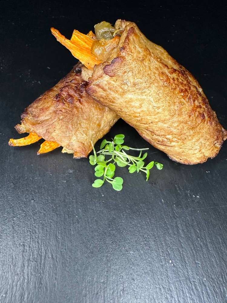 Роли з телятини