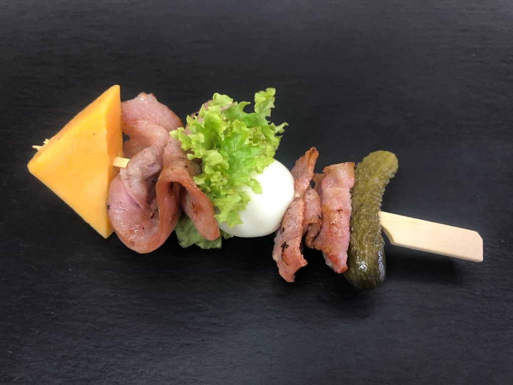 Шпажка з беконом