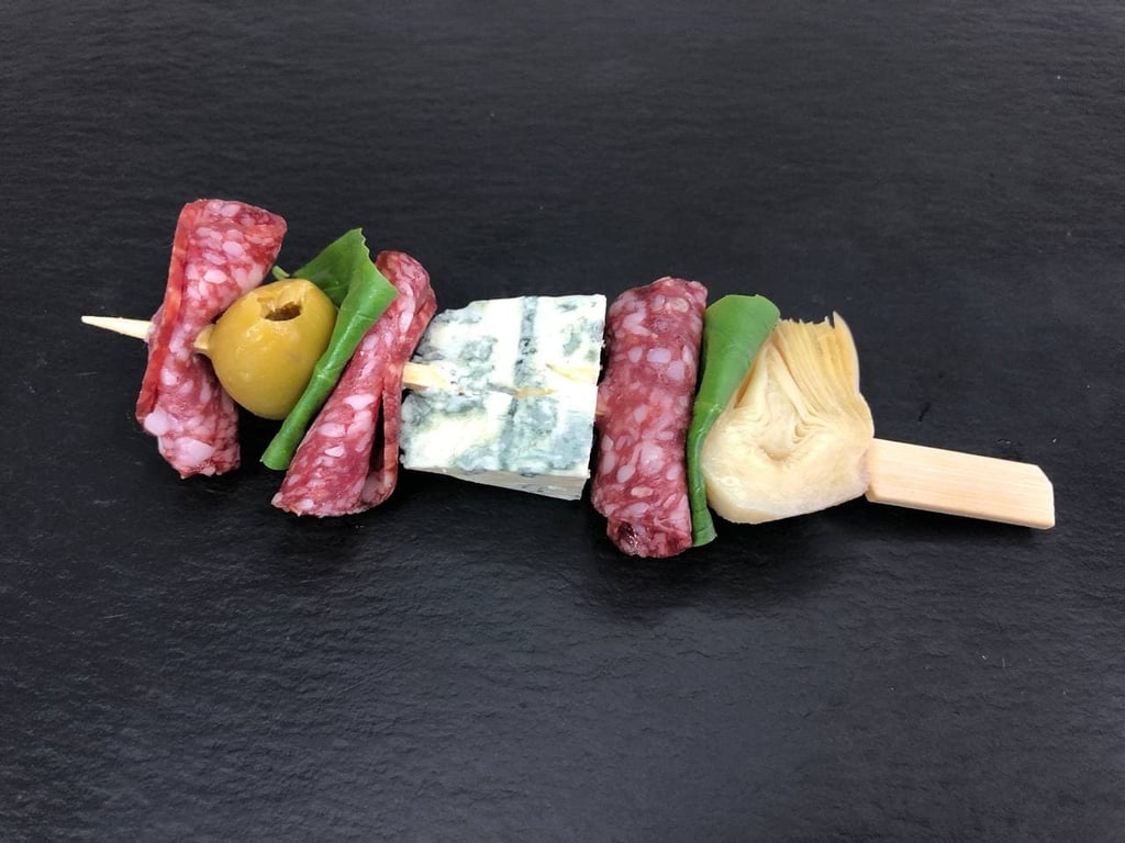 Шпажка з артишоком та дорблю