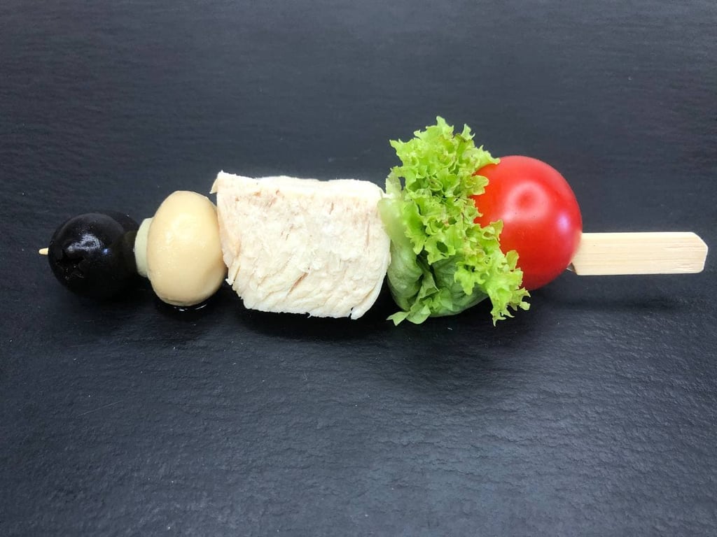 Шпажка з курячим філе