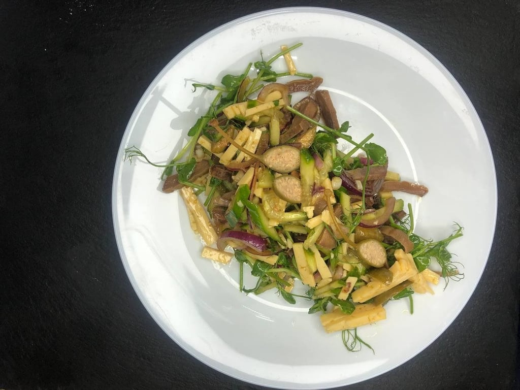 Салат з язиком та каперсами 240гр