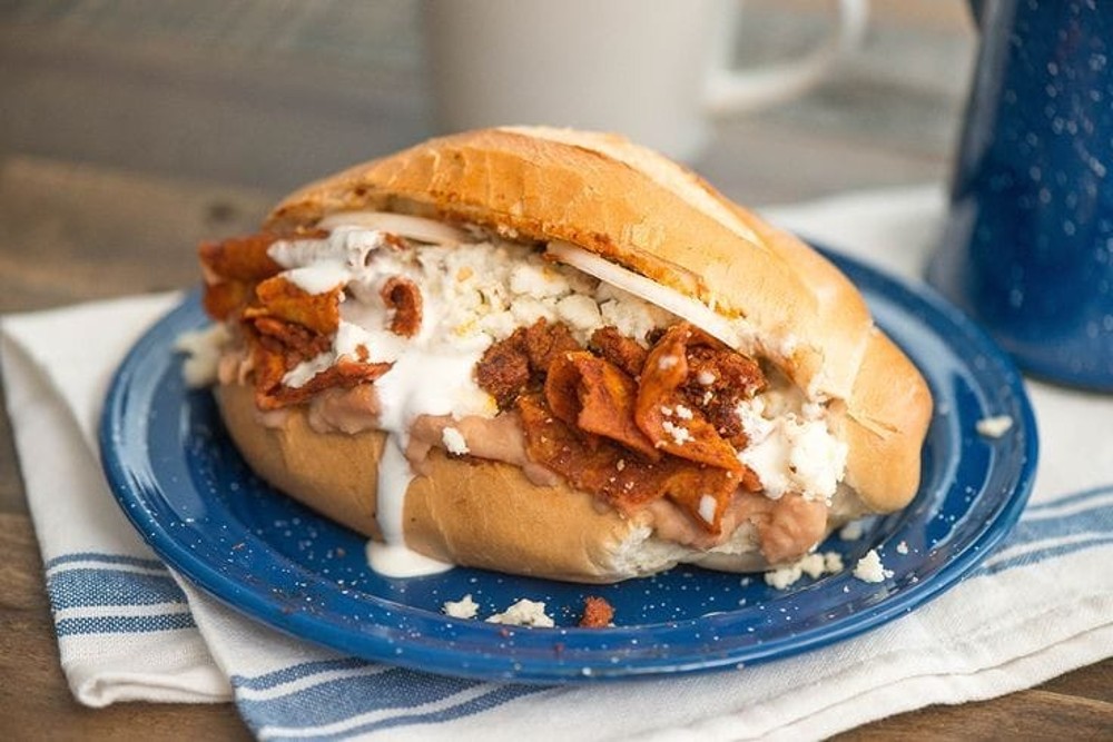 Torta Chilaquil