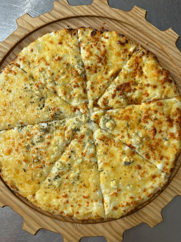 Піца 4 сира