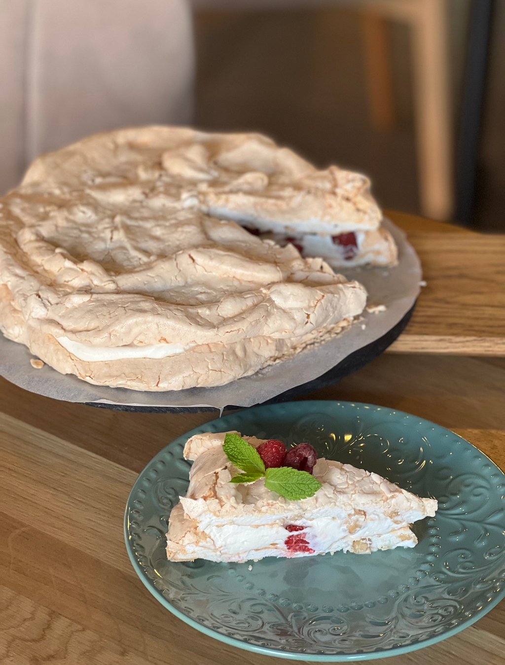 Малиновий фундук на замовлення