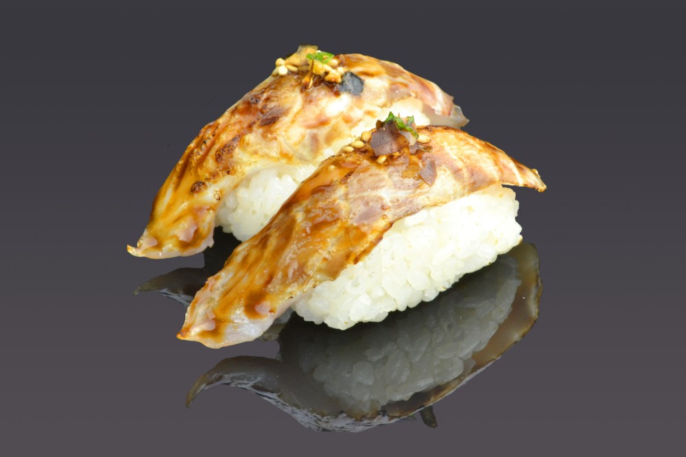 Суші з Сібасом Татакі (2 шт)