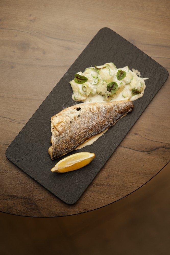 Філе сібаса з пастою із цукіні