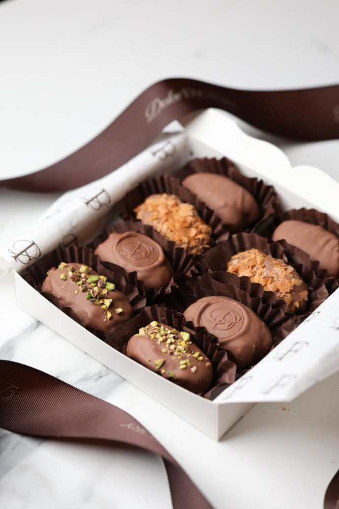 Фінік з фундуком та карамеллю