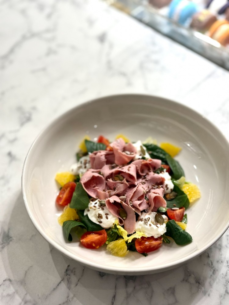 Салат з качиним філе та апельсином