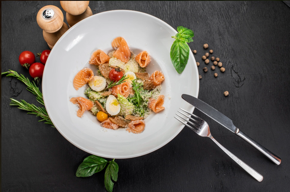 Glovo Салат Цезар з лососем