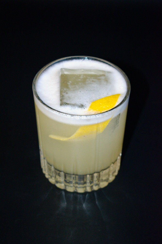 Коктейль Whiskey sour