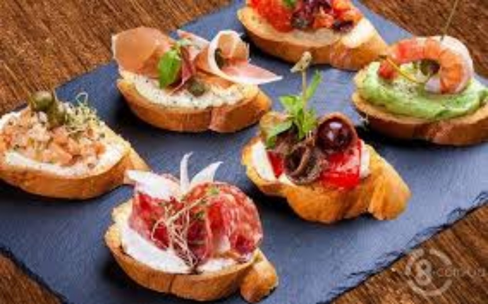 Брускета з прошуто 