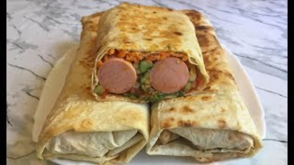 Хот-дог в лававші з  2 сосискками