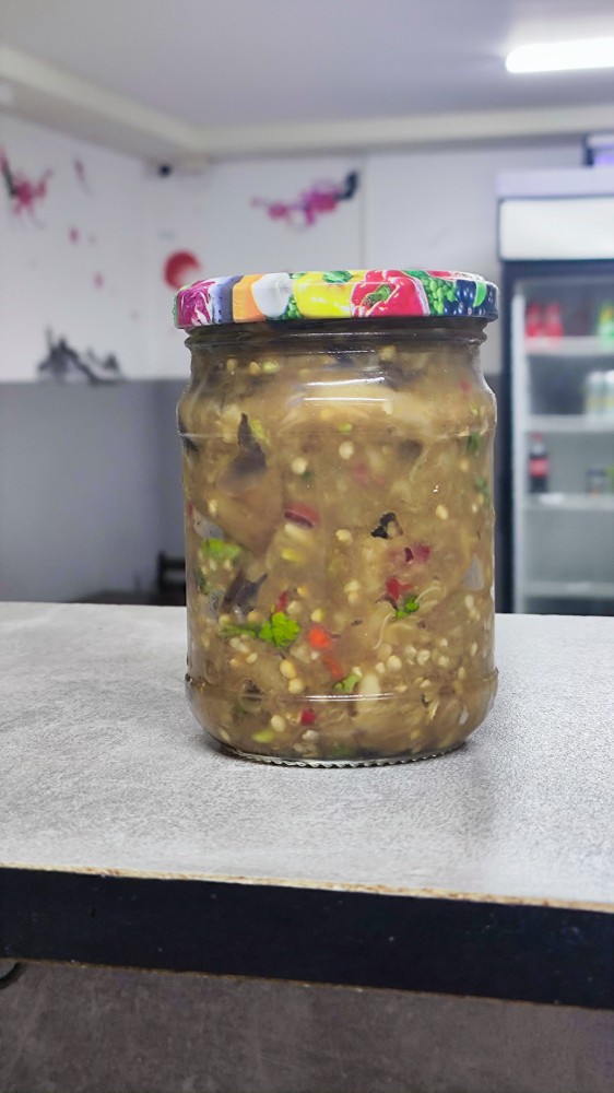 Часник Баклажани 250г нетто