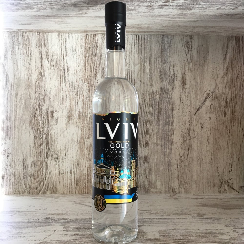 Львівська Ніч Золота 0.5л / Vodka Viejo Lviv Gold 0.5l