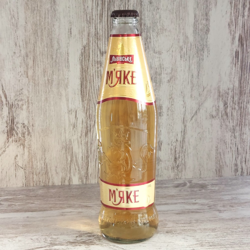 Пиво "Львівське  М'яке" / Cerveza "Lvivske Svitle" 0.5l