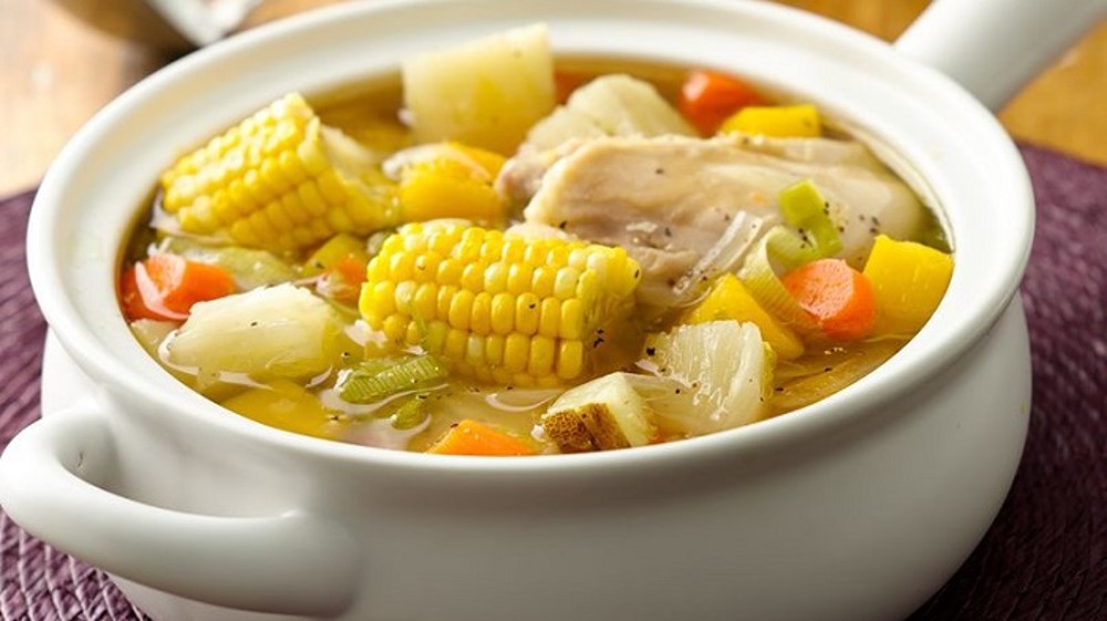 Sopa de pollo