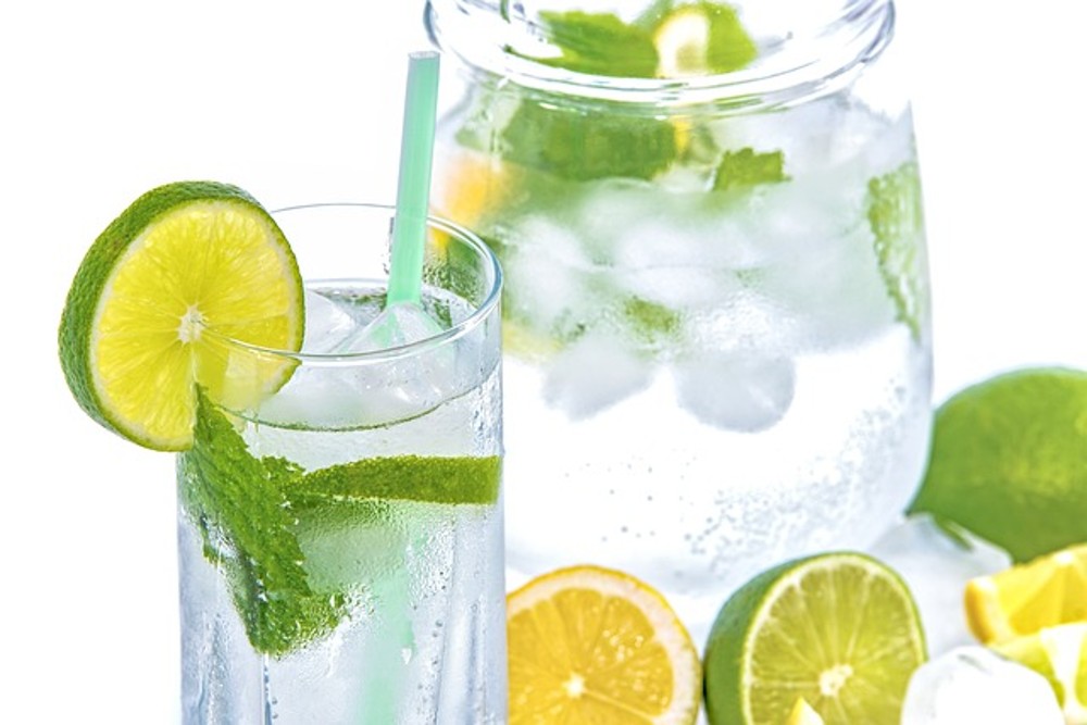 Agua con Sabor