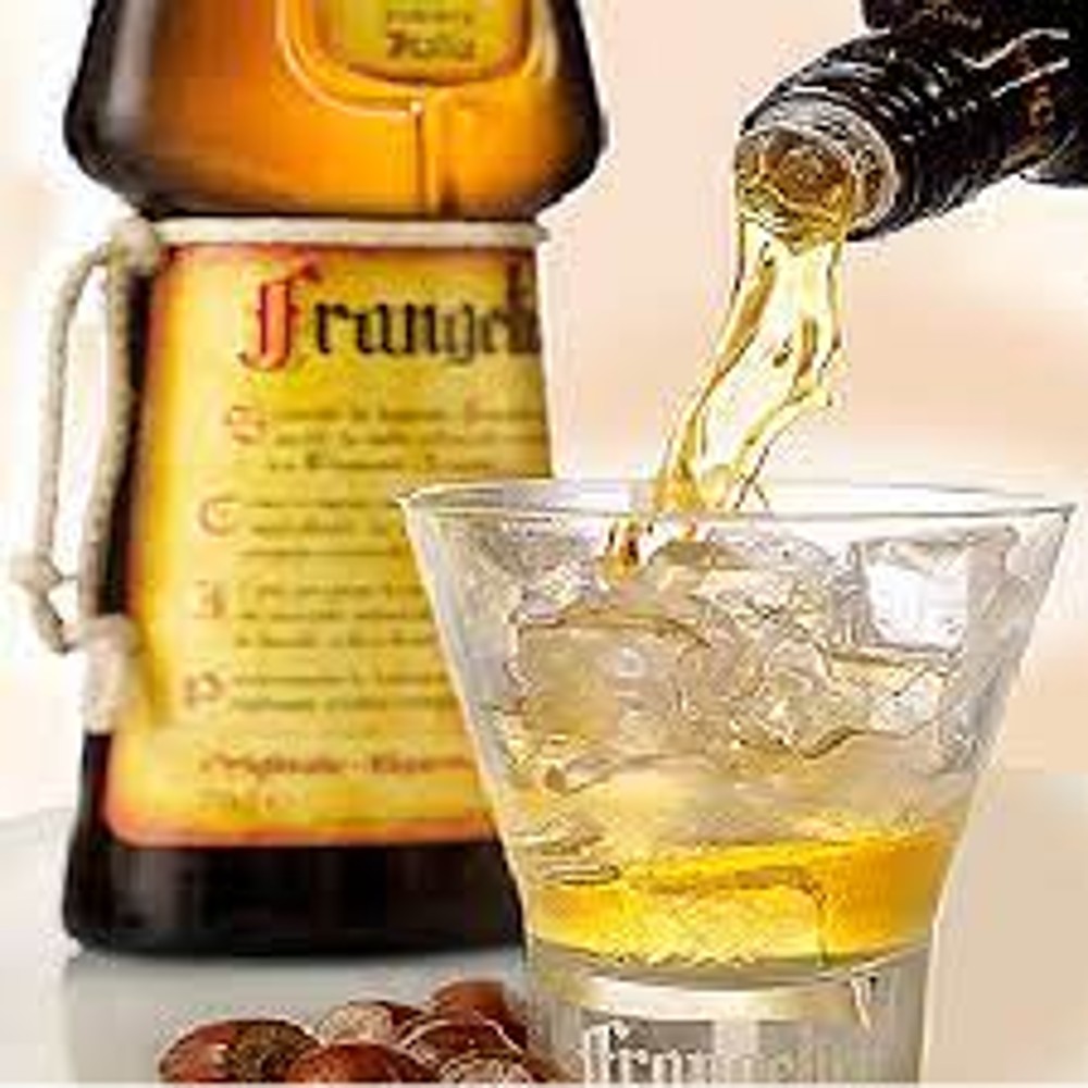 Trago de Frangelico