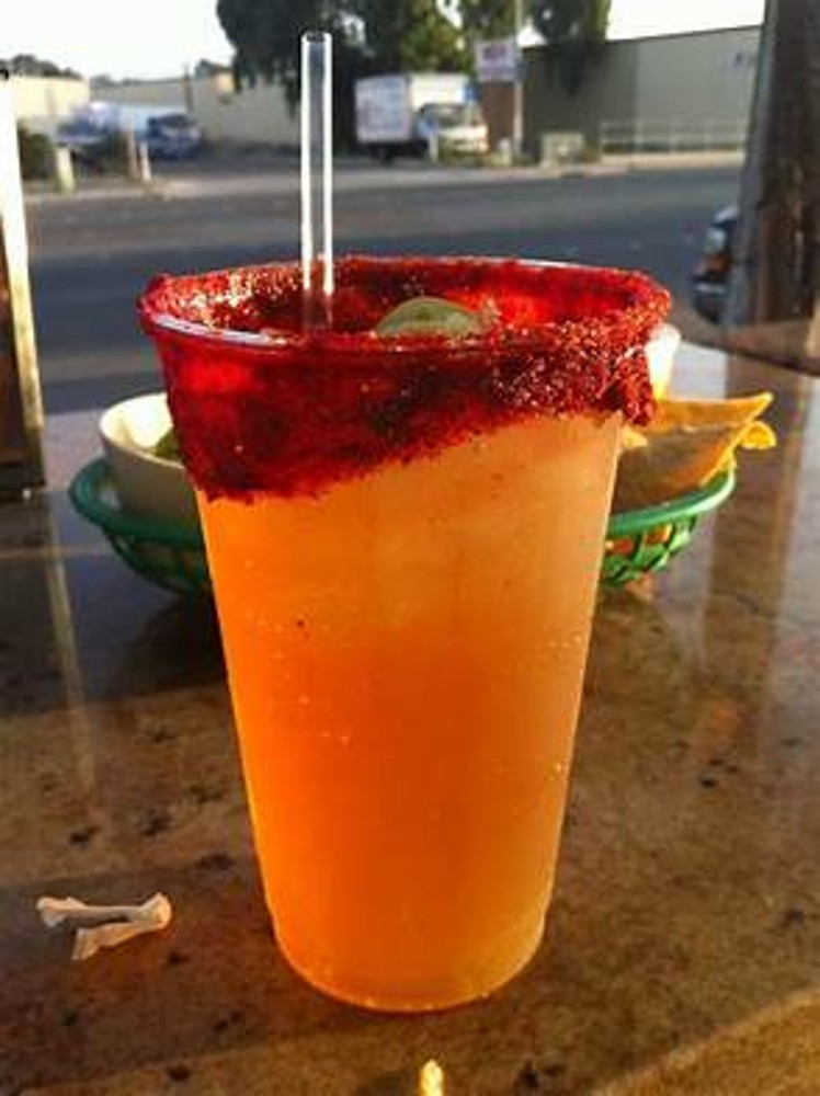MICHELADA CON SABORES 1/2L.