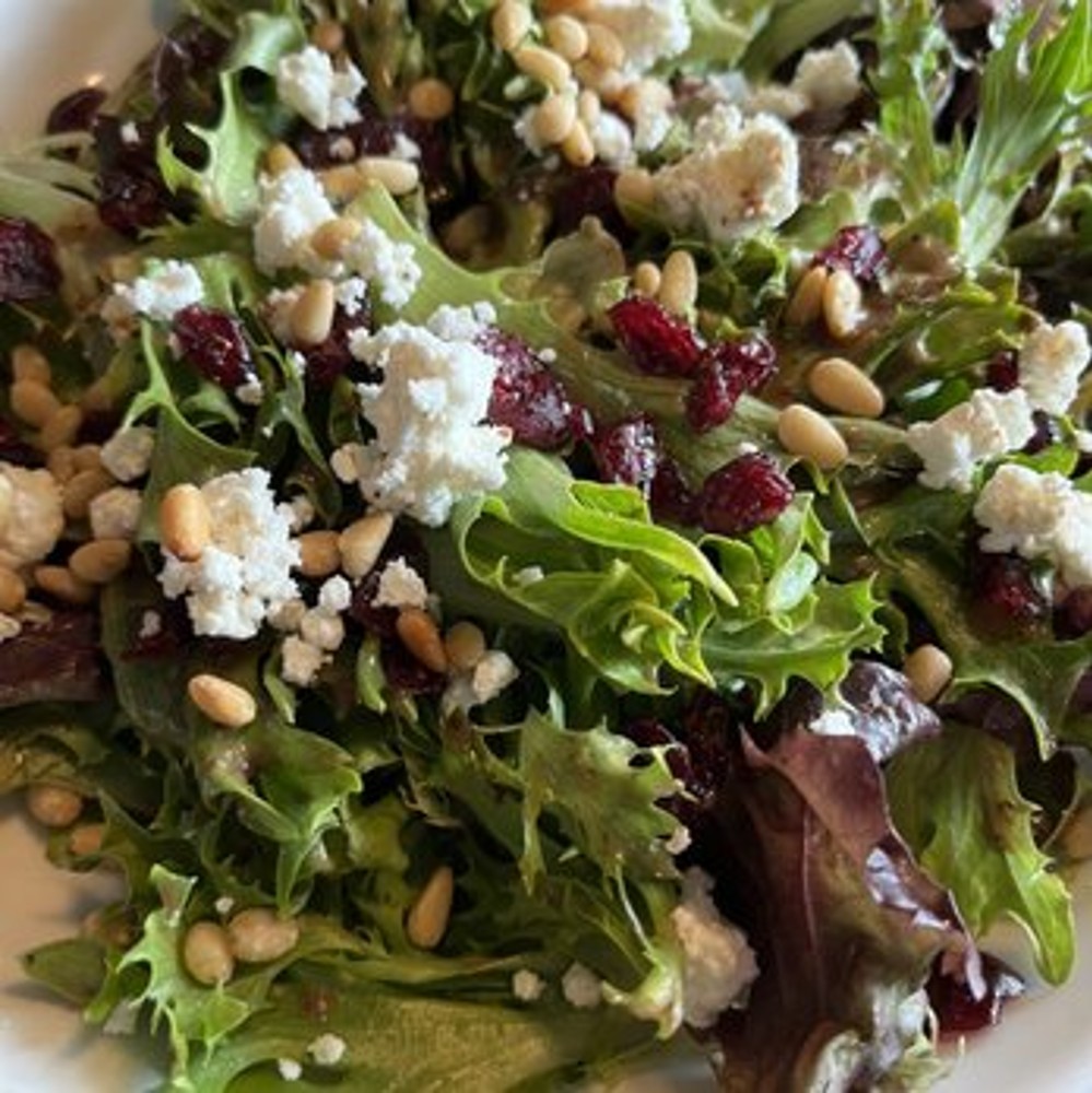 ENSALADA VERDE CON FRUTOS SECOS 