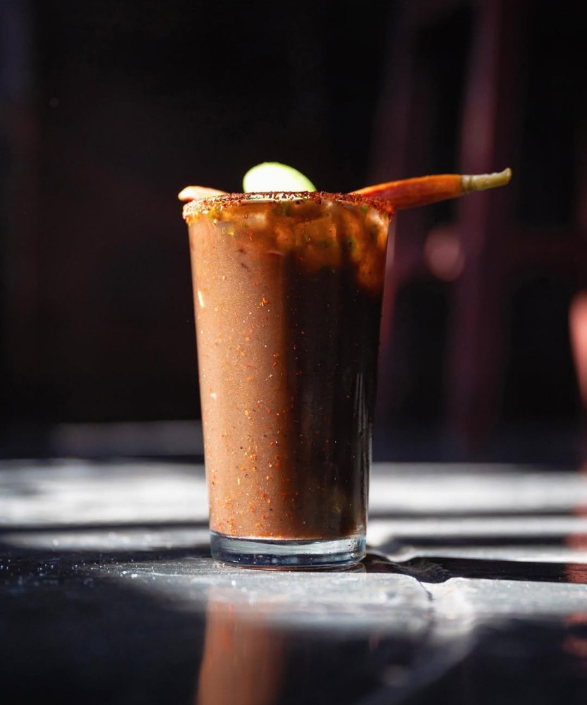 CLAMATO BLACK