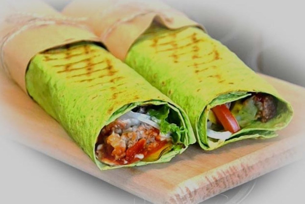 Шаурма в зеленому лаваші зі свининою