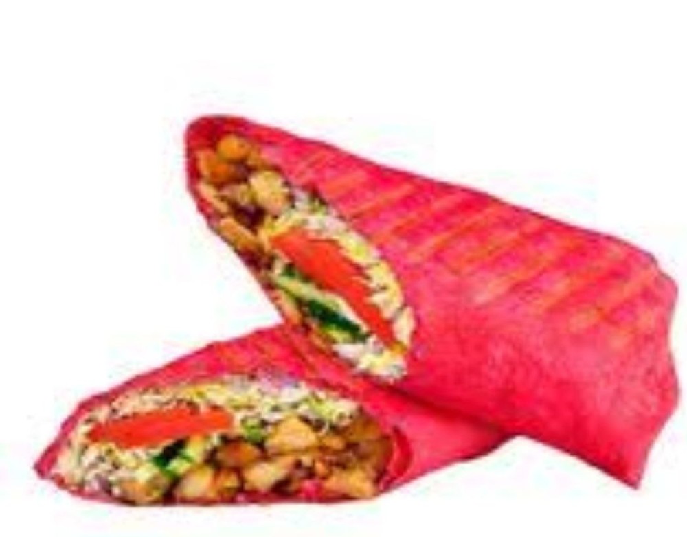 Шаурма в червоному лаваші з кукурудзою