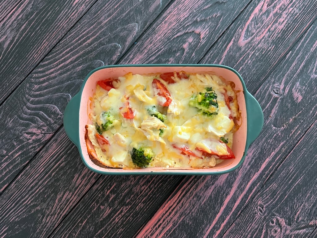 Куряче філе запечене з броколі