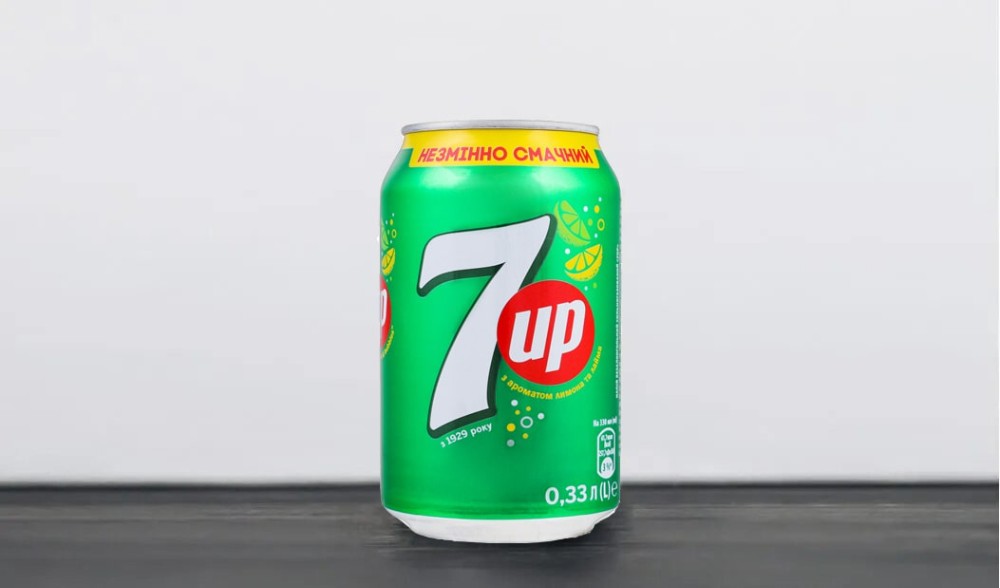 Напій  7 UP  с\г (0,33 л)