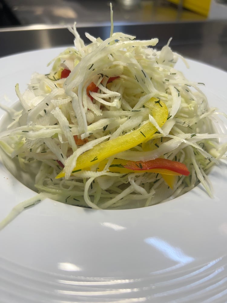 Салат з капустою