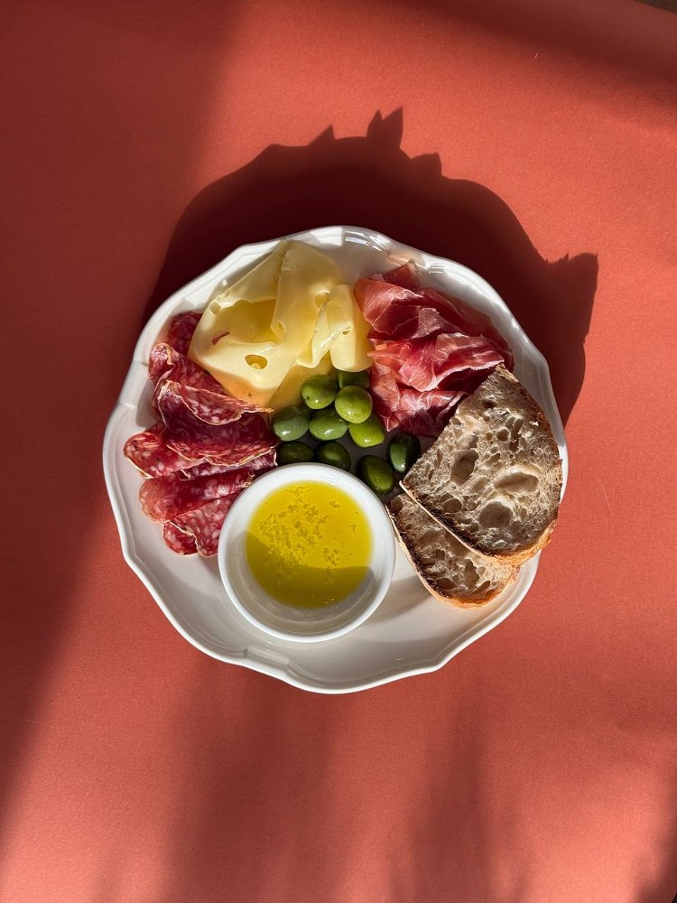COLD CUTS ONE