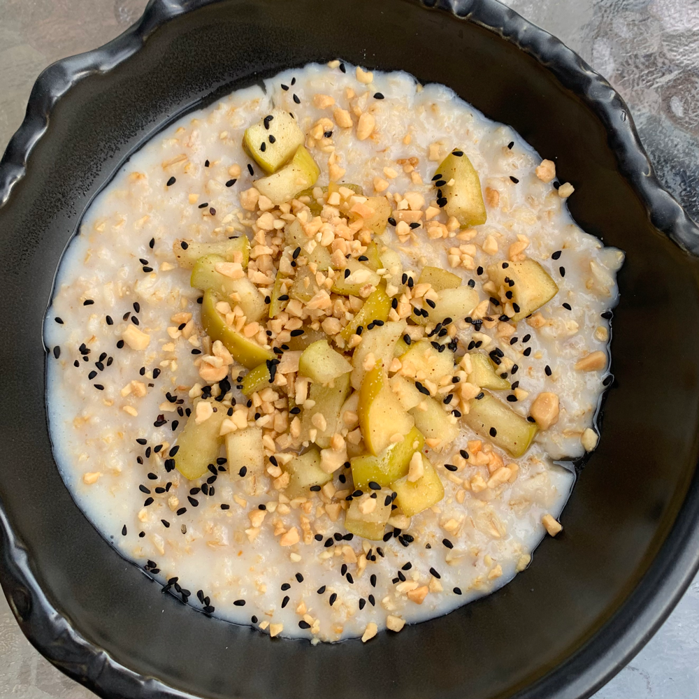 Oatmeal Apple Cinnamon