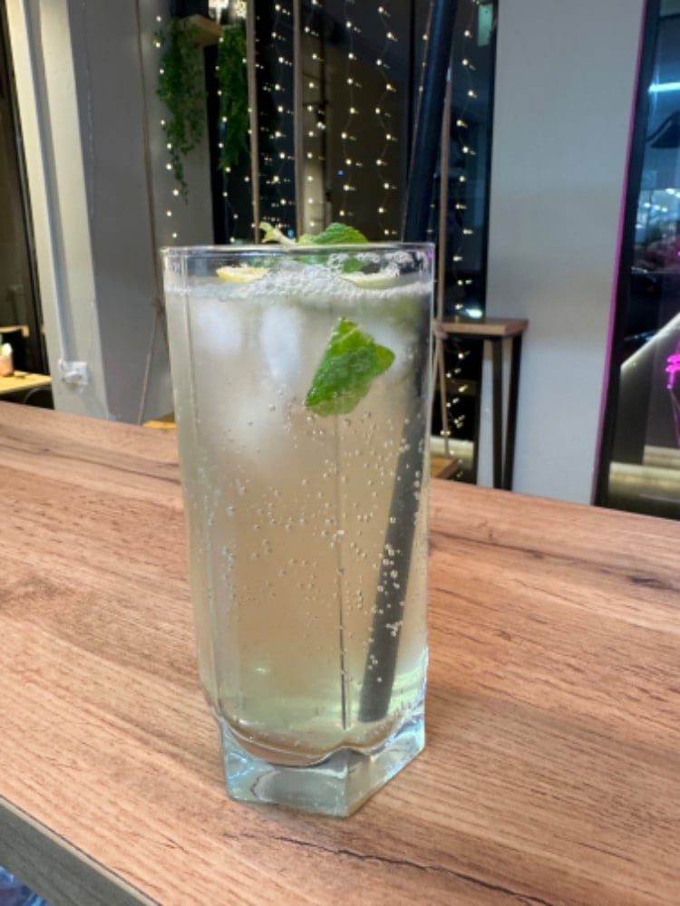Passion Fruit Lemon Lemonade