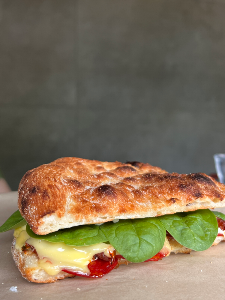 Сендвіч Чорізо Сальчічон