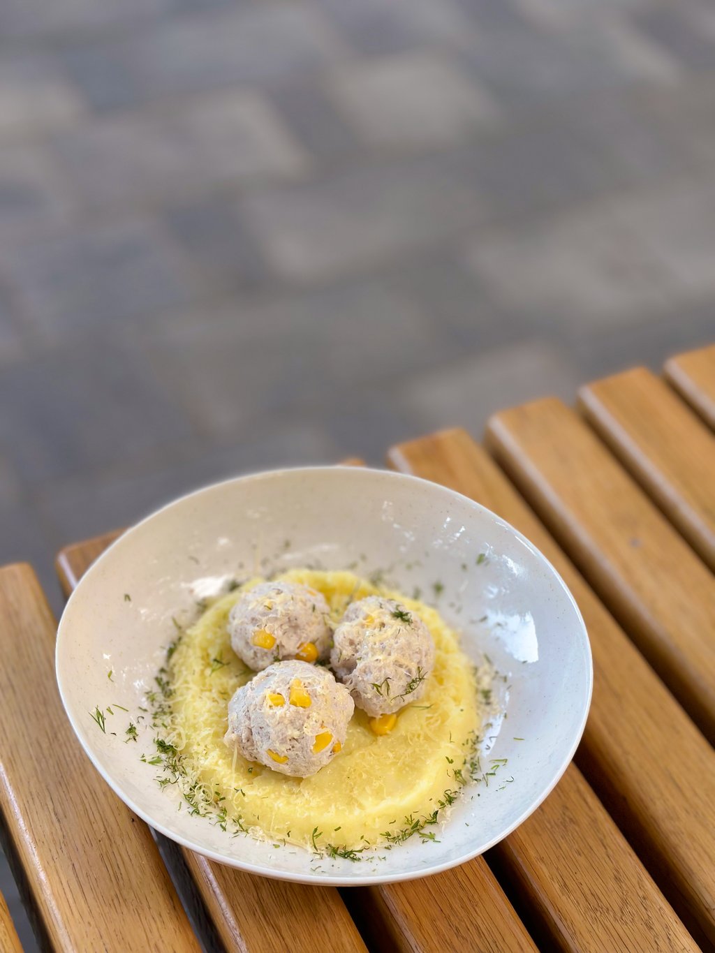 Картопляне п´юре з курячими мітболами