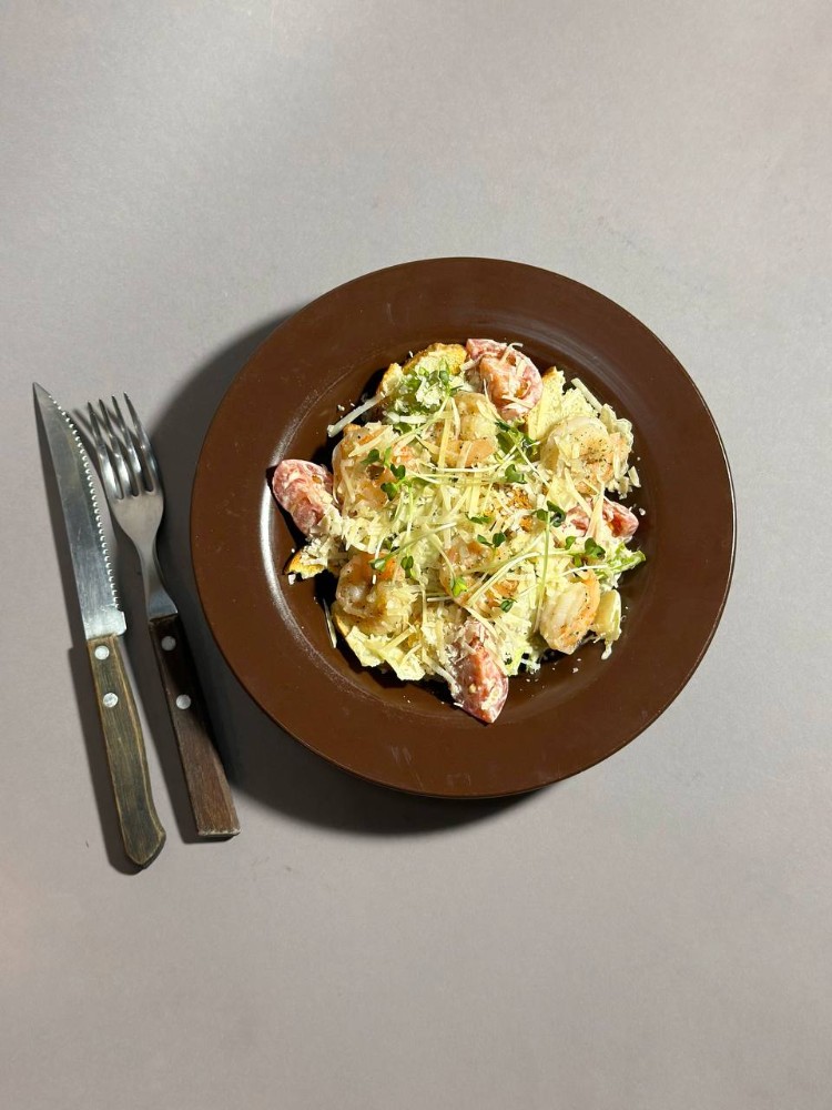 Салат Цезар з креветками (300 гр)