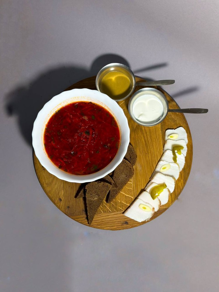 Борщ з свиной і салом (400 гр)